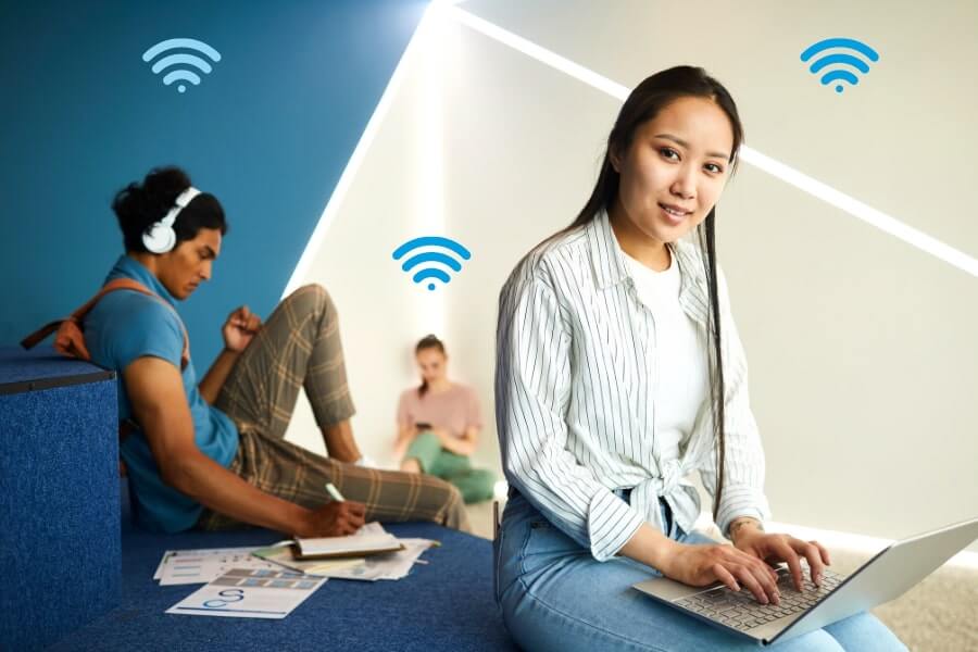 the-benefits-of-property-wide-wi-fi-for-student-housing:-a-technology-solution
